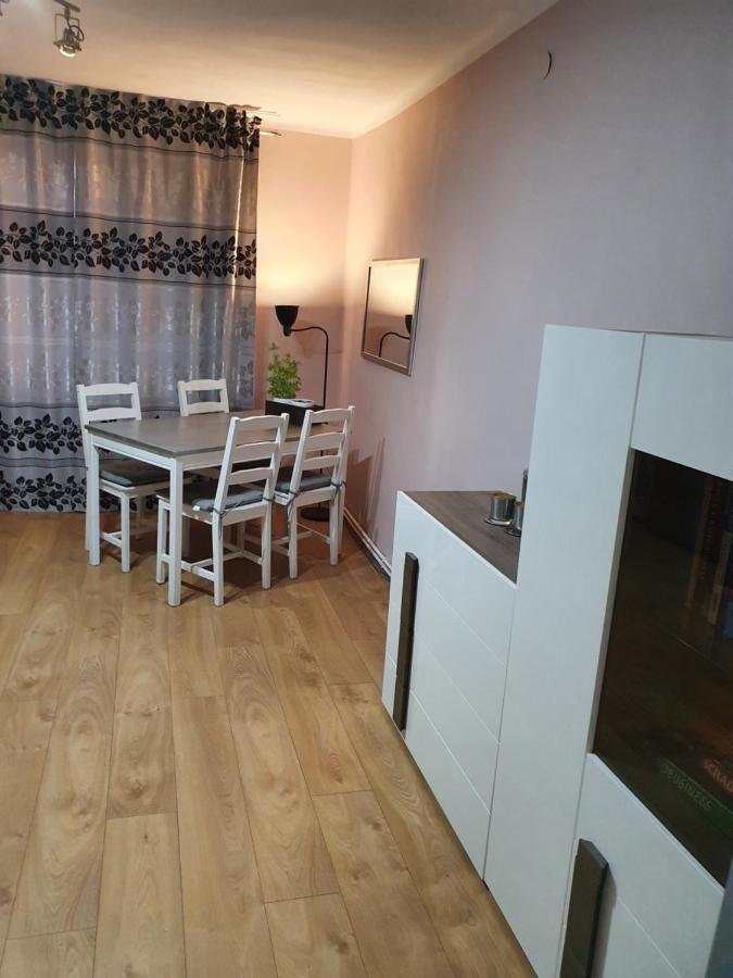 Apartament Apartament Mario Kolno  Zewnętrze zdjęcie
